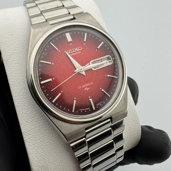 Seiko 5 Automatic 17 Jewels  - Vintage Wrist Watch - Made in Japan - Picture 1 of 9